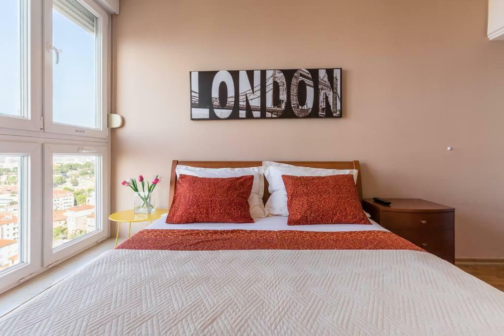 Apartment Penthouse Ema Спліт Екстер'єр фото
